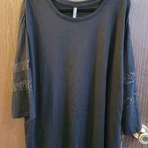 NWT Massini 2X Black Top w/ Sequin Sleeves